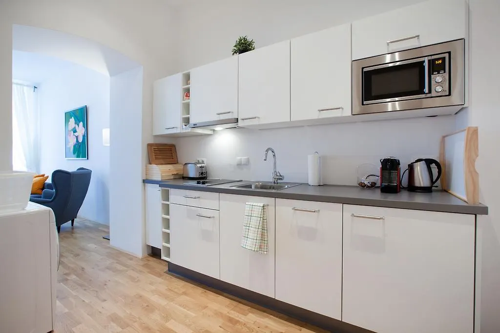 Apartment Theresiengasse