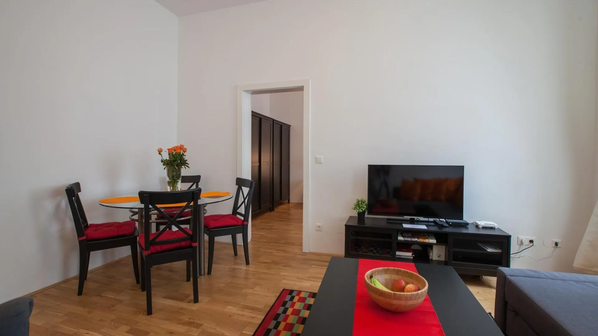 Apartment Theresiengasse